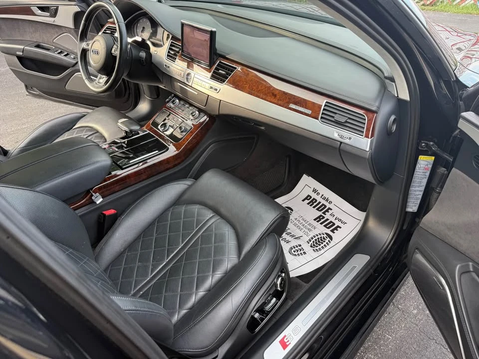2013 Audi D4 S8 - Image 9 of 19
