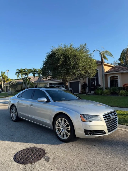 2013 Audi D4 S8 - Image 9 of 15
