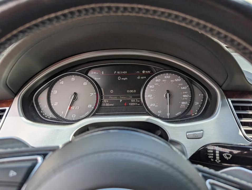 2013 Audi D4 S8 - Image 17 of 20