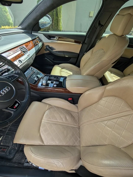 2013 Audi D4 S8 - Image 9 of 20