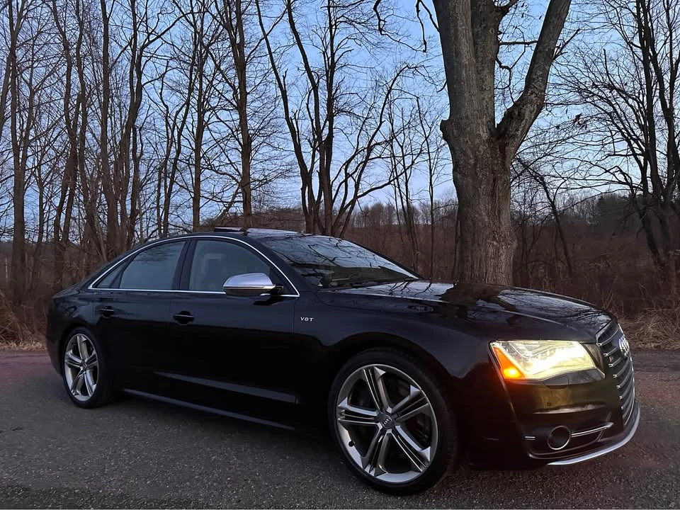 2013 Audi D4 S8 - Image 2 of 11