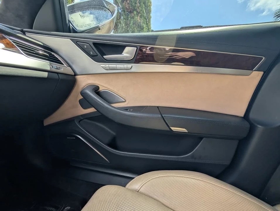 2013 Audi D4 S8 - Image 16 of 20