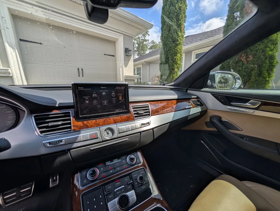 2013 Audi D4 S8 - Image 11 of 20