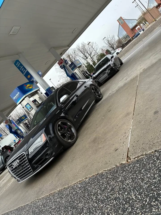 2013 Audi D4 S8 - Image 7 of 9