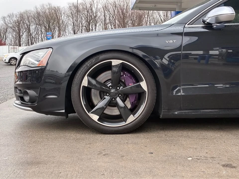 2013 Audi D4 S8 - Image 6 of 9