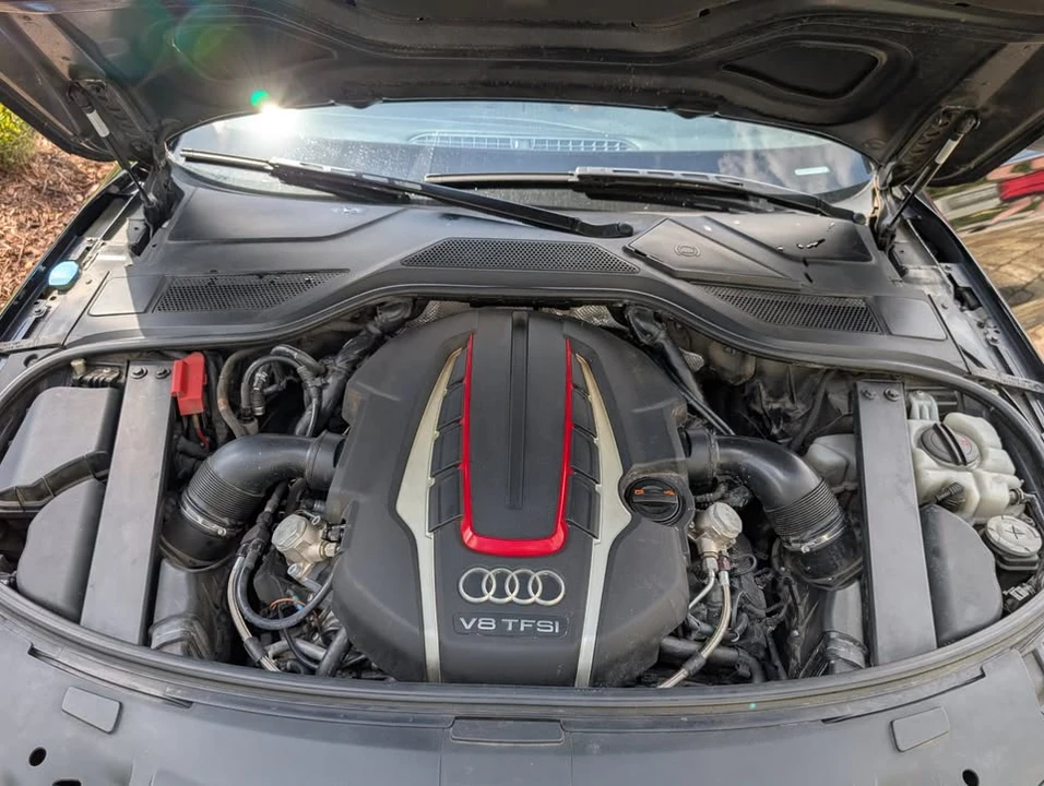2013 Audi D4 S8 - Image 19 of 20