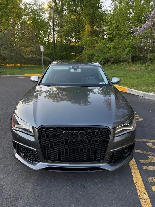2013 Audi D4 S8 - Image 5 of 20