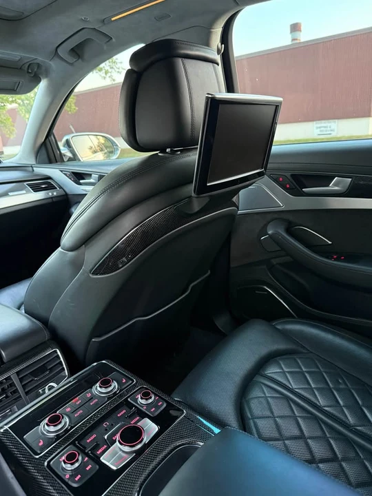 2013 Audi D4 S8 - Image 12 of 20