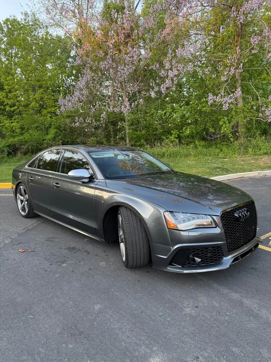 2013 Audi D4 S8 - Image 4 of 20