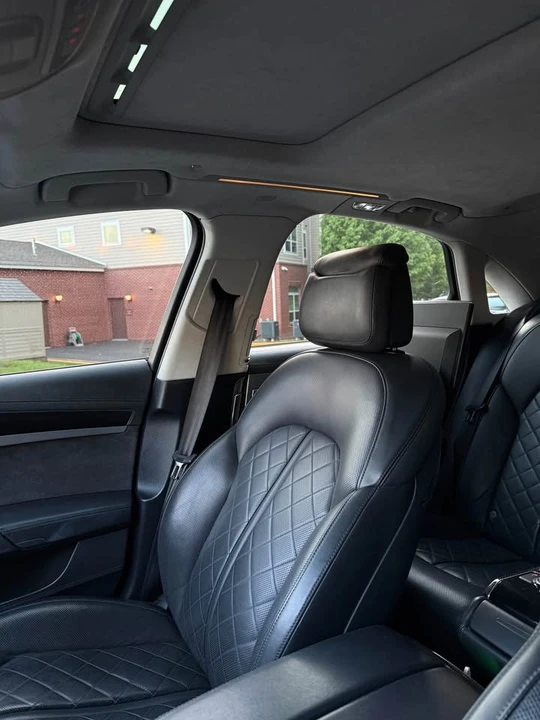 2013 Audi D4 S8 - Image 10 of 20