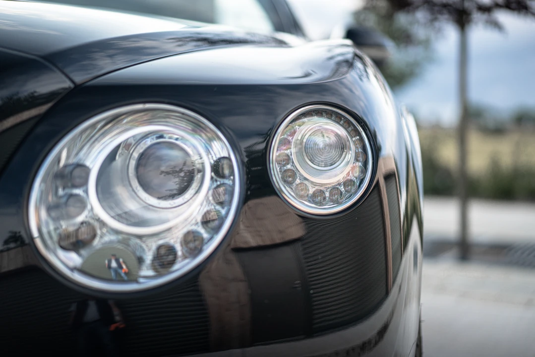 2013 Bentley Continental GTC - Image 25 of 31