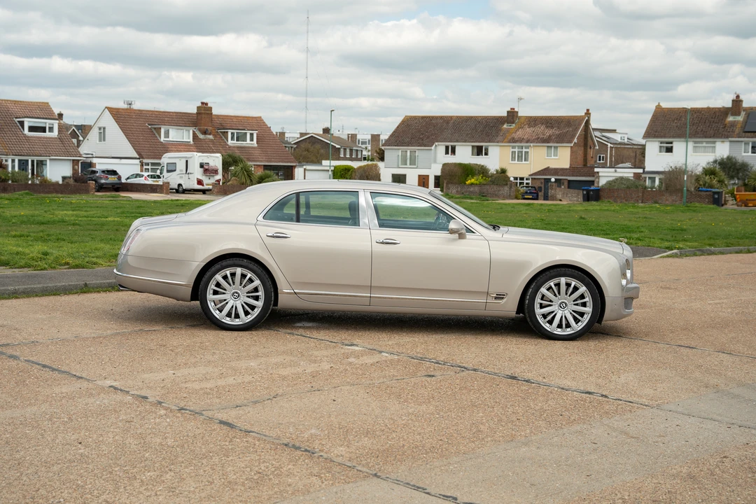 2013 Bentley Mulsanne 2nd Gen - Image 9 of 31