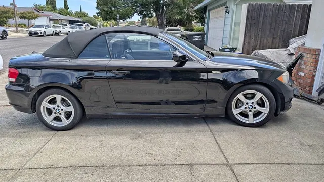2013 BMW 1 Series 128i Convertible 2D