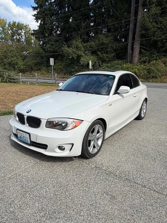 2013 BMW E81/E82/E88 1 Series - Image 2 of 10