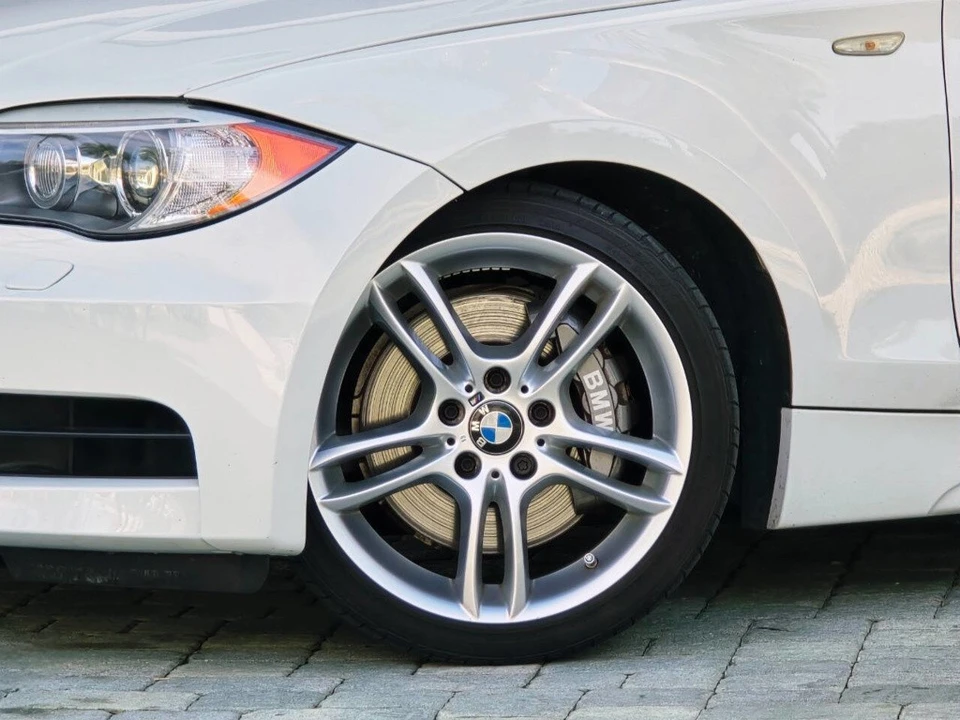 2013 BMW E82 135i & 135is - Image 13 of 21
