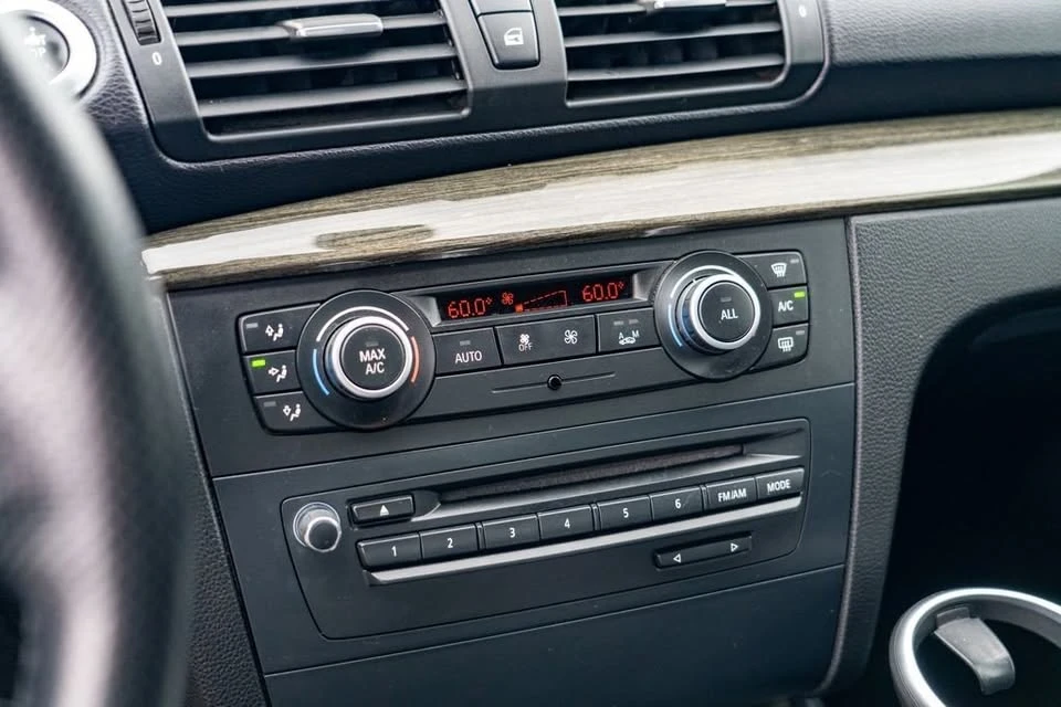 2013 BMW E82 135i & 135is - Image 17 of 20