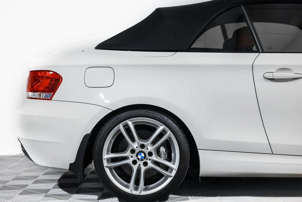 2013 BMW E82 135i & 135is - Image 2 of 21