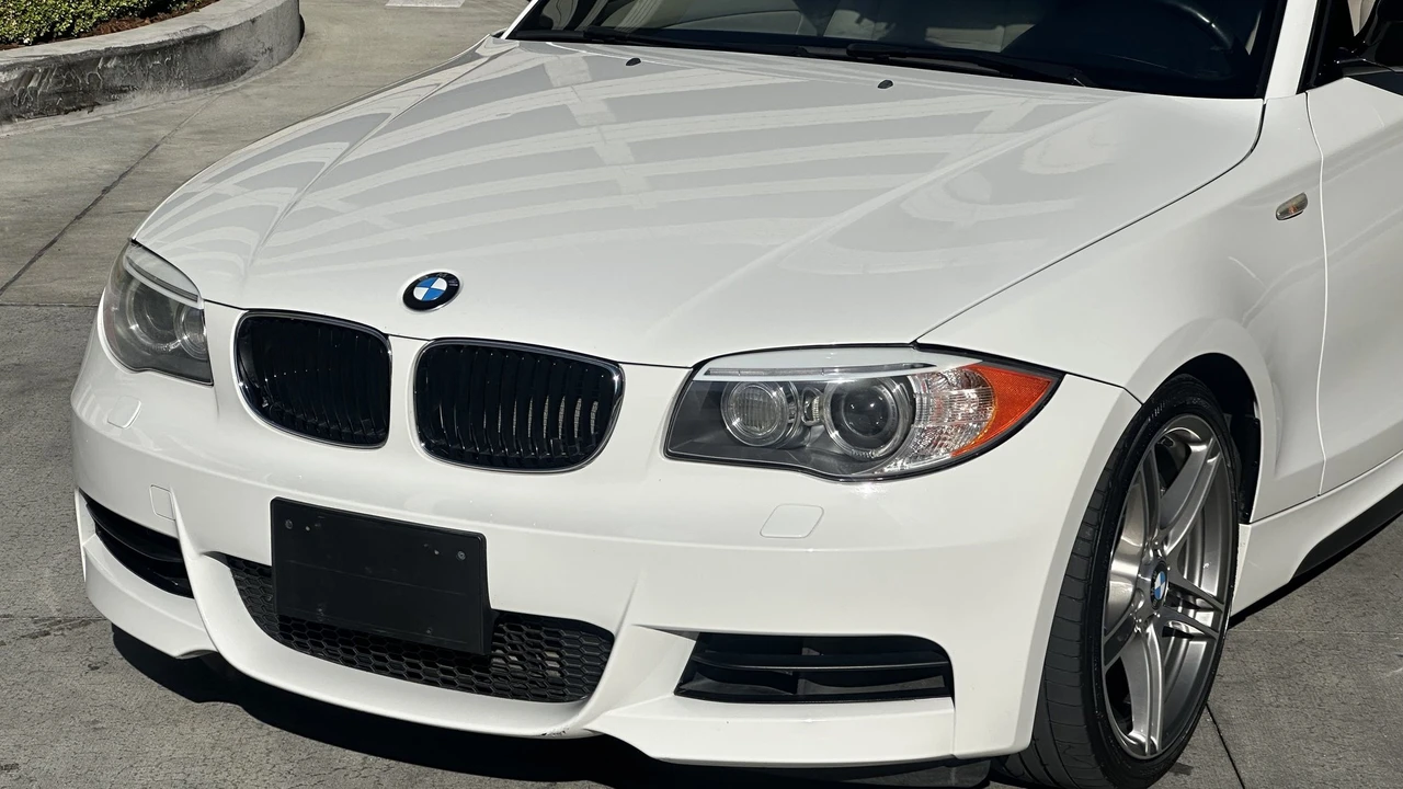 2013 BMW E82 135i & 135is - Image 22 of 31