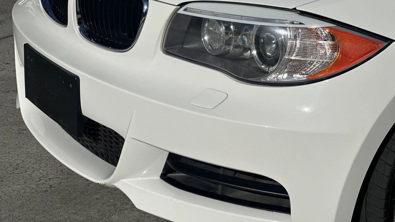 2013 BMW E82 135i & 135is - Image 26 of 31