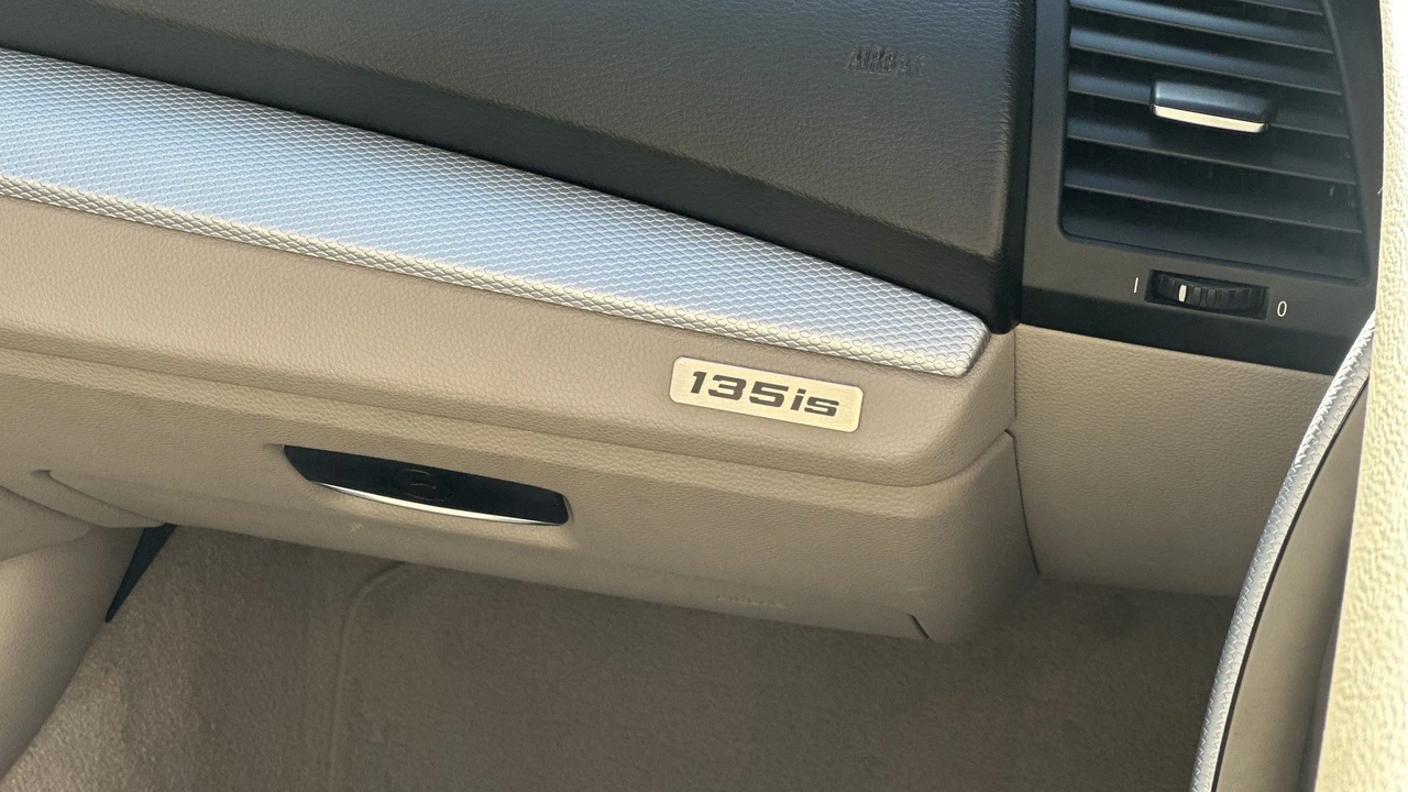 2013 BMW E82 135i & 135is - Image 2 of 31