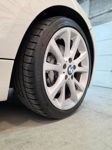 2013 BMW E82 135i & 135is - Image 30 of 31