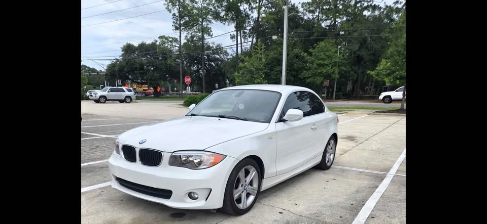 2013 BMW E81/E82/E88 1 Series - Image 2 of 8