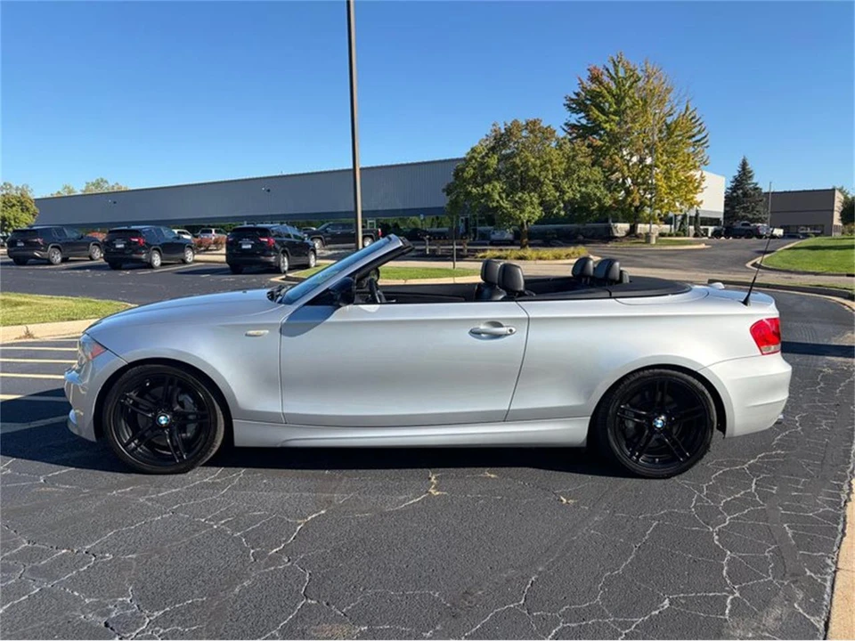2013 BMW E81/E82/E88 1 Series - Image 15 of 30