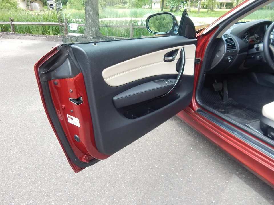 2013 BMW E81/E82/E88 1 Series - Image 9 of 24