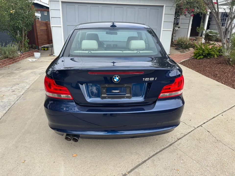 2013 BMW E81/E82/E88 1 Series - Image 4 of 21