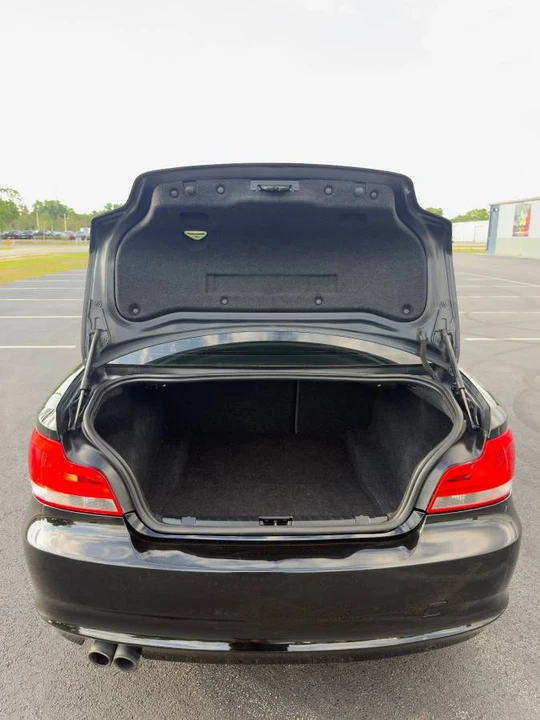 2013 BMW E81/E82/E88 1 Series - Image 9 of 19
