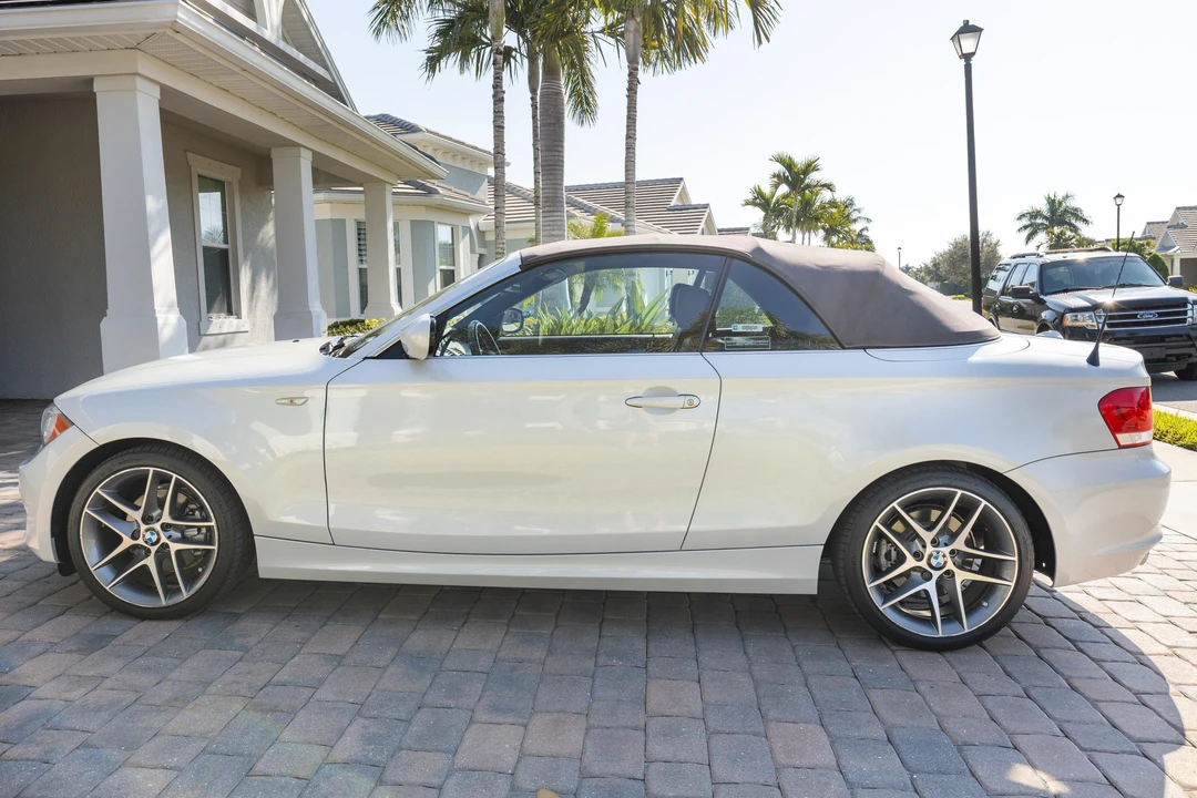 2013 BMW E81/E82/E88 1 Series - Image 10 of 31
