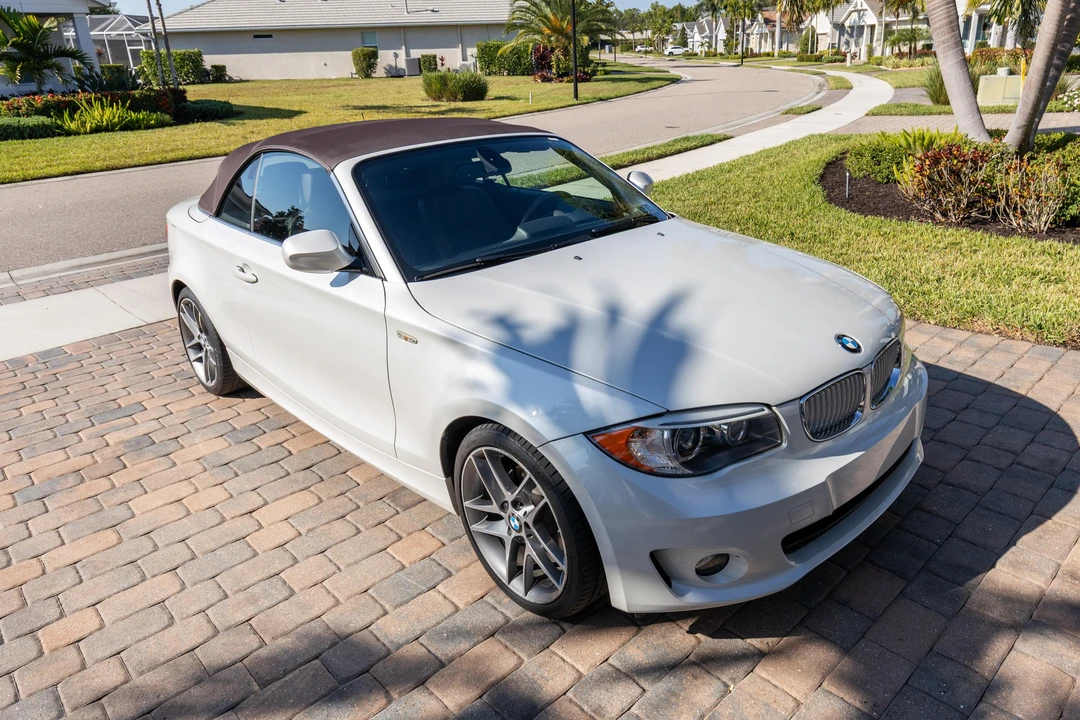 2013 BMW E81/E82/E88 1 Series - Image 15 of 31