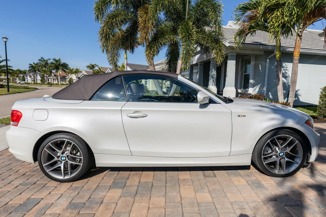 2013 BMW E81/E82/E88 1 Series - Image 3 of 31
