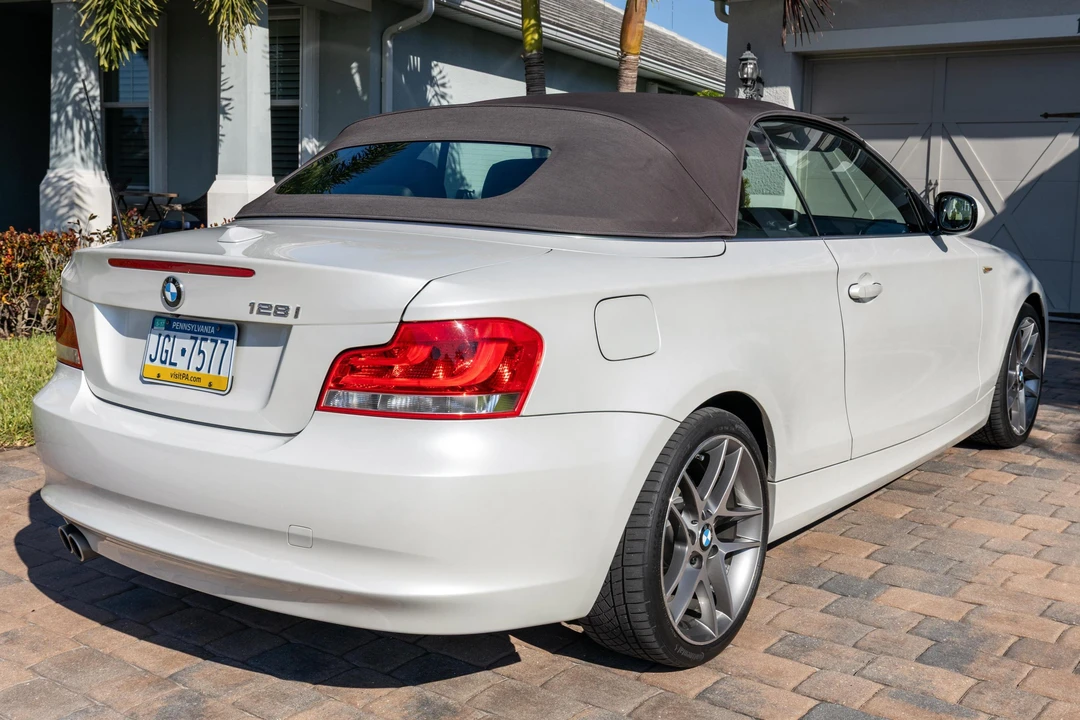 2013 BMW E81/E82/E88 1 Series - Image 4 of 31