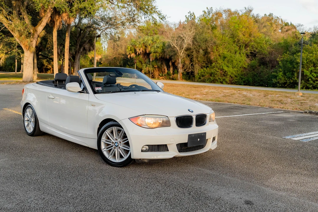2013 BMW E81/E82/E88 1 Series - Image 15 of 31
