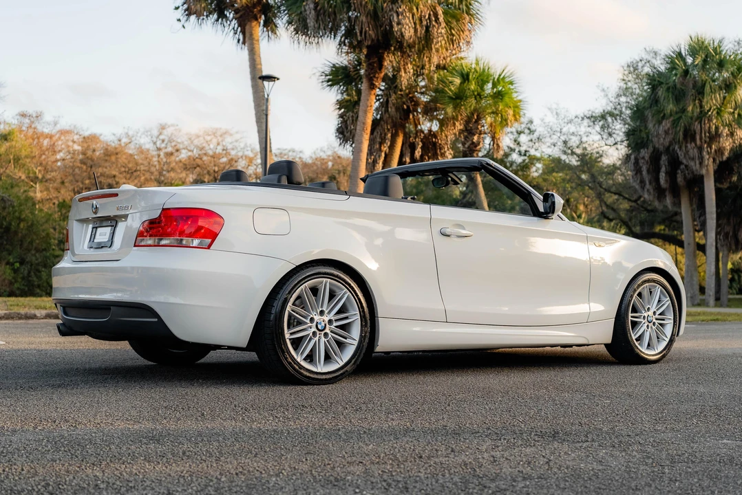 2013 BMW E81/E82/E88 1 Series - Image 11 of 31