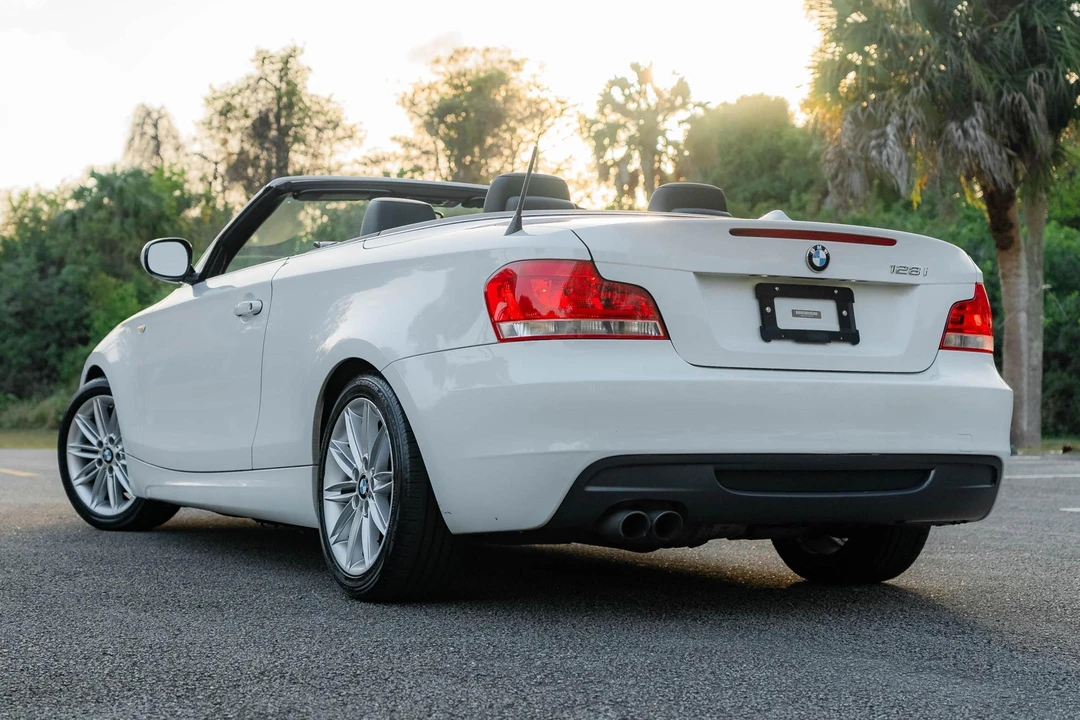 2013 BMW E81/E82/E88 1 Series - Image 4 of 31