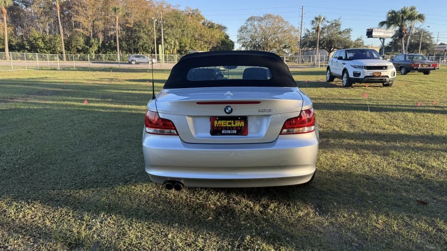 2013 BMW E81/E82/E88 1 Series - Image 6 of 21