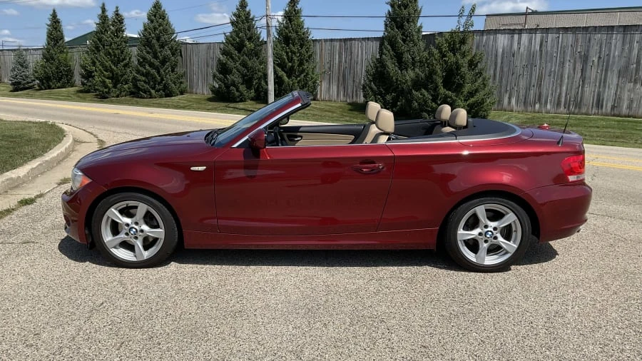 2013 BMW E81/E82/E88 1 Series - Image 2 of 13