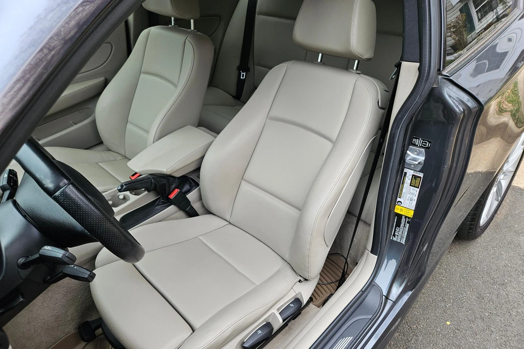 2013 BMW E81/E82/E88 1 Series - Image 25 of 31