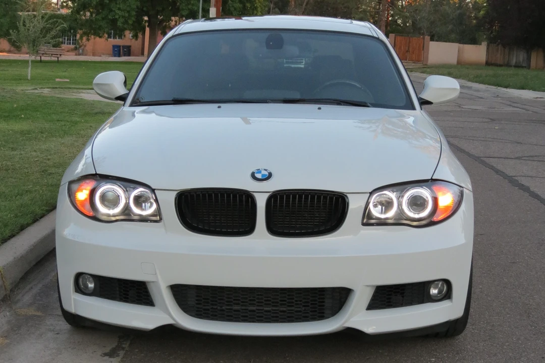 2013 BMW E81/E82/E88 1 Series - Image 2 of 5