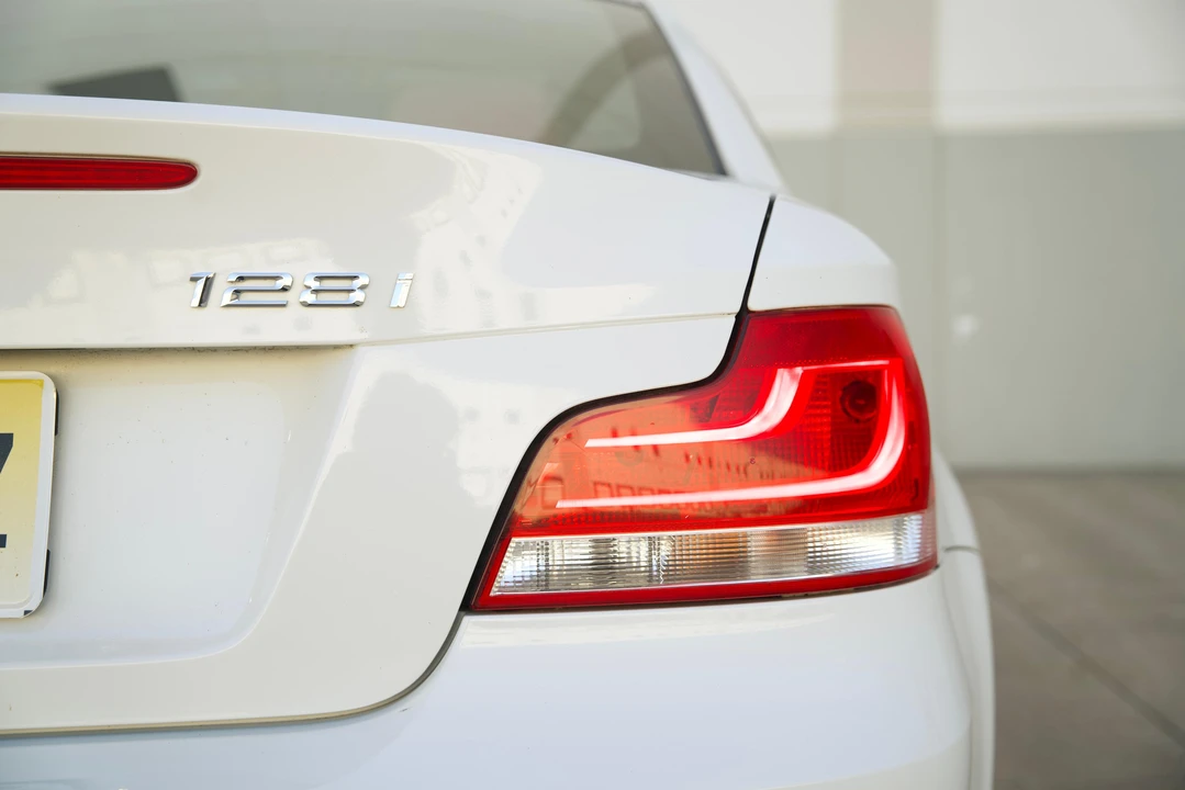 2013 BMW E81/E82/E88 1 Series - Image 14 of 31