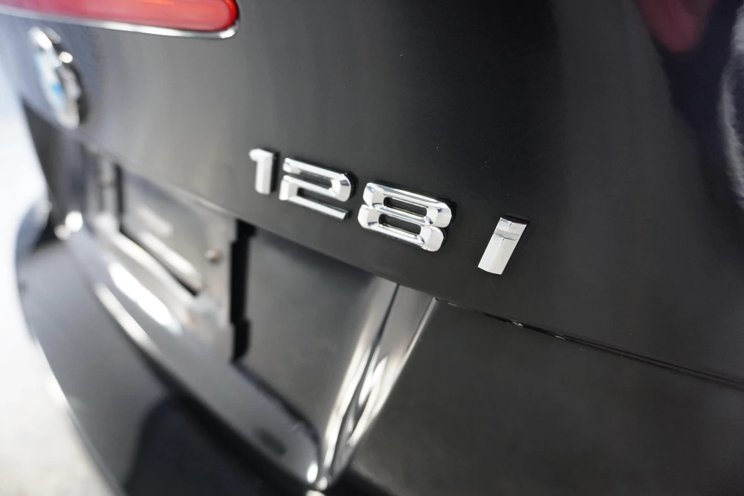 2013 BMW E81/E82/E88 1 Series - Image 31 of 31