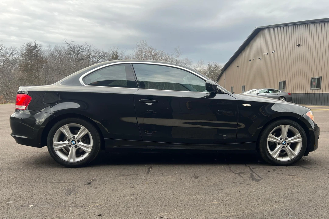 2013 BMW E81/E82/E88 1 Series - Image 3 of 31