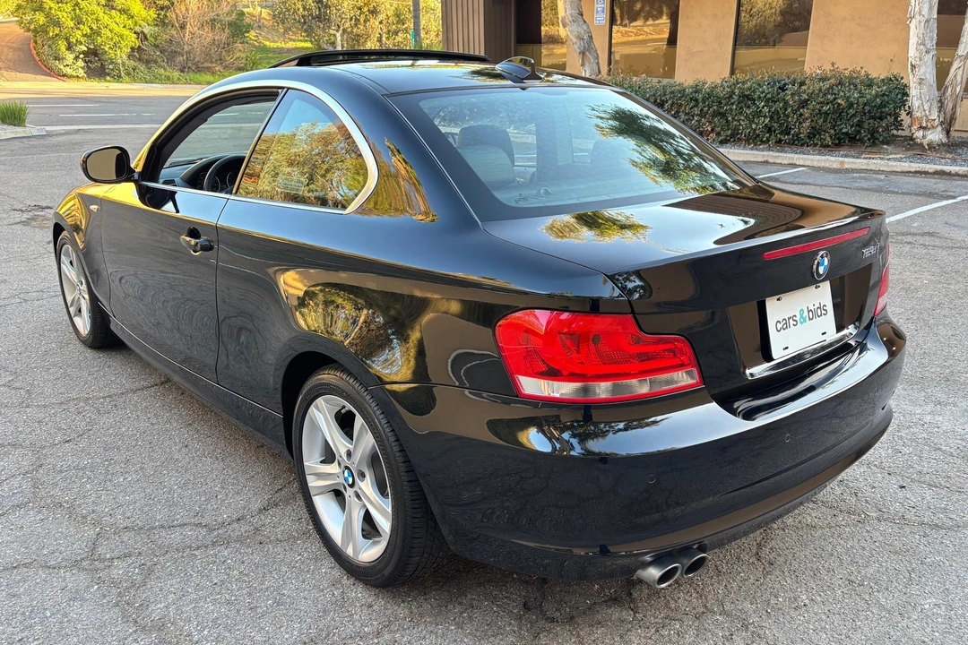 2013 BMW E81/E82/E88 1 Series - Image 4 of 31