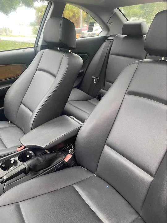 2013 BMW E81/E82/E88 1 Series - Image 3 of 5