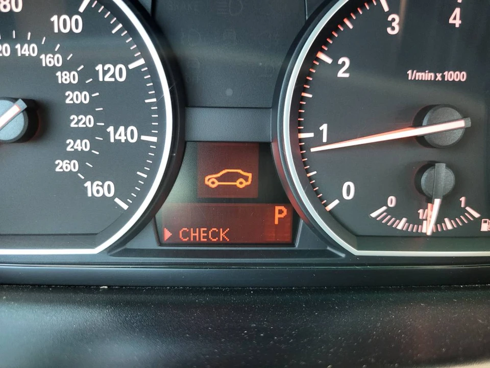 2013 BMW E81/E82/E88 1 Series - Image 10 of 11