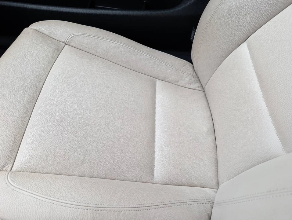 2013 BMW E81/E82/E88 1 Series - Image 7 of 8