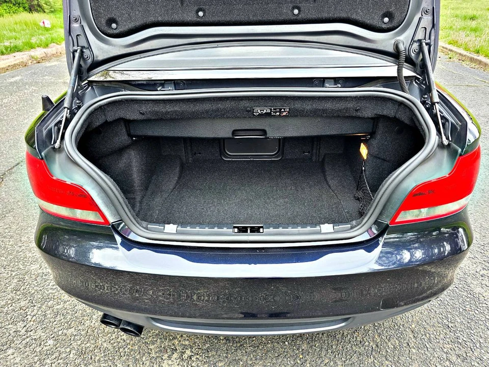 2013 BMW E82 135i & 135is - Image 22 of 23