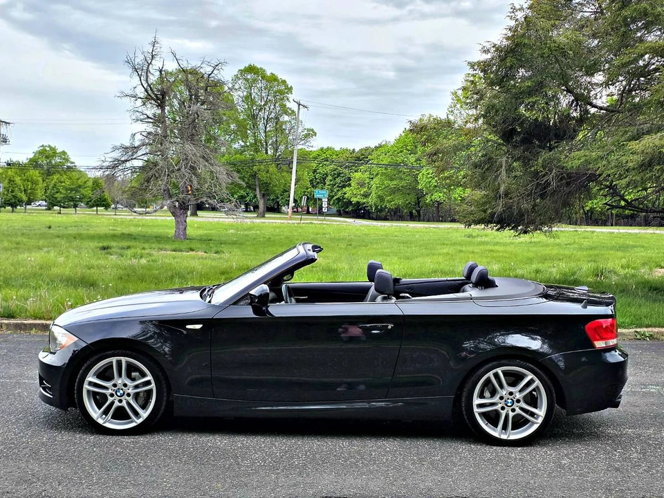 2013 BMW E82 135i & 135is - Image 14 of 23